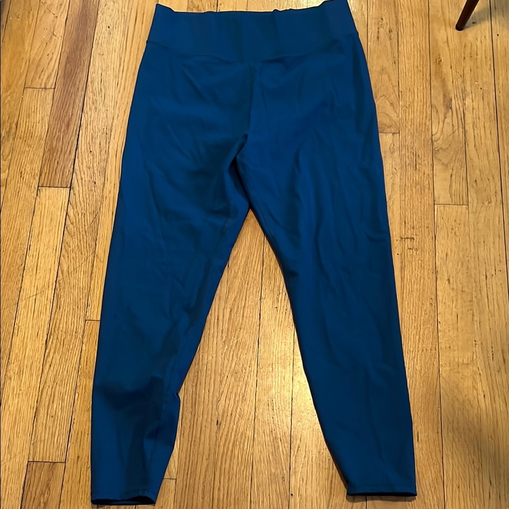 Womens Blue High-Waisted Leggings